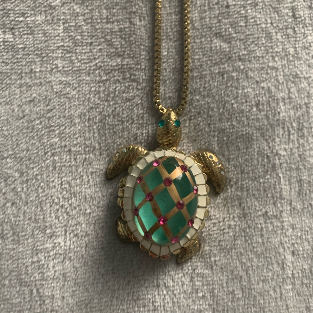 Y2K Betsey Johnson necklace